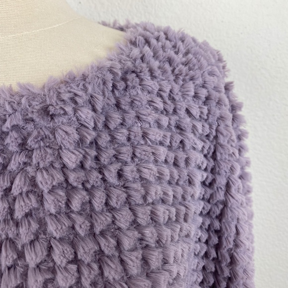 Black Rivet Lavender Purple Faux Fur Fluffy Poncho Size L/XL Boho Gypsy Festival - Picture 3 of 8